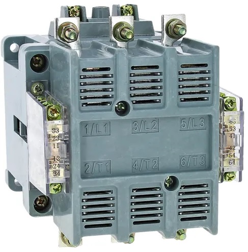 

Пускатель электромагнитный EKF pm12-200/380 ПМ12-200100 400В 2NC+4NO, pm12-200/380