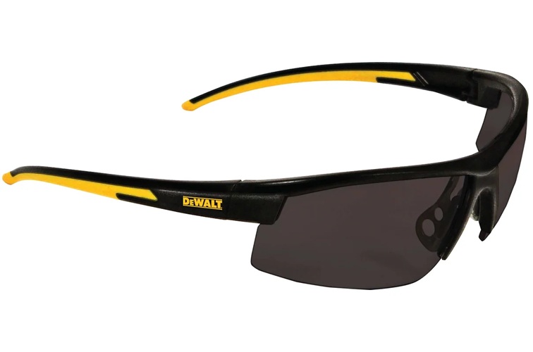 

Очки DeWALT DPG99-2PD затемненные, DPG99-2PD