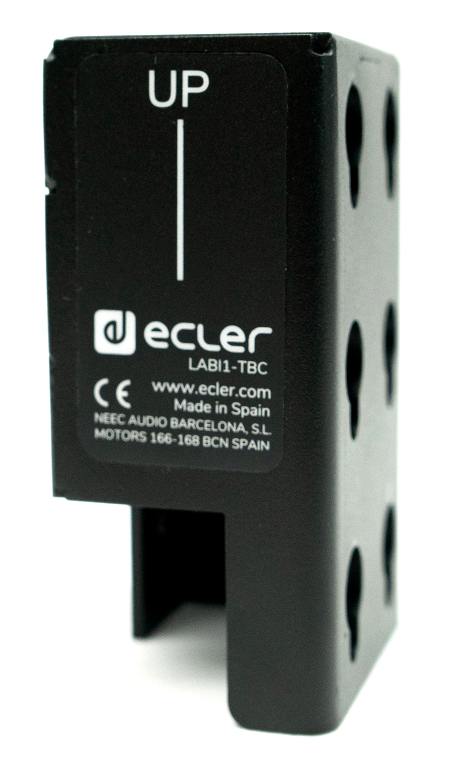 

Кронштейн Ecler LABI1-TBC для подвеса линейного массива LABI1-C100i на ферму, LABI1-TBC