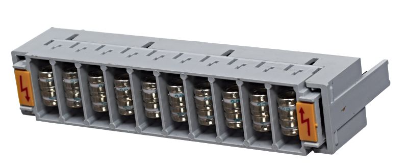 

Магазин W&T WT-1041E на 10 3-х полюсных разрядников с термозащитой, WT-1041E