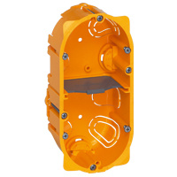 фото Коробка  Legrand 80052 в Омске