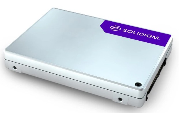 Накопитель SSD 2.5'' Solidigm SBFPF2BV614T001 61.44TB, 7000/3000MB/s