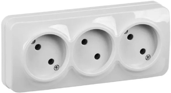 фото Розетка без заземления трехместная IEK ERH30-K01-10 в Уфе