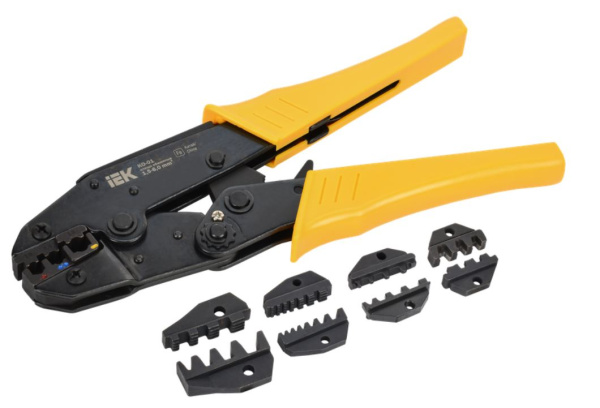 Изображение товара Набор обжимных клещей IEK ARMA2L 3 с сменными матрицами