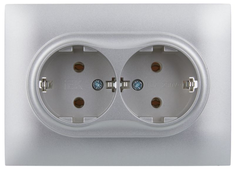 

Розетка двухместная с заземлением в сборе IEK SK-R21-16-K23-F SKANDY без защитных шторок 16А SK-R08S серебряная, SK-R21-16-K23-F