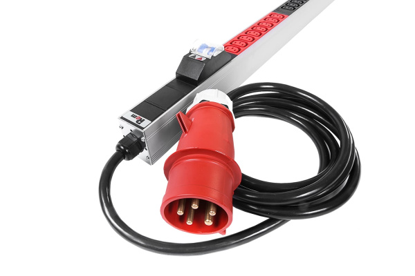 Изображение товара Блок розеток ЦМО R-2MC3-3x32-36C13-A-MI-1820-3-3PN с мониторингом и управлением