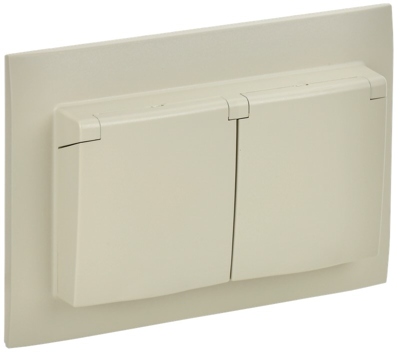 

Розетка двухместная с заземлением в сборе IEK SK-R26-16-44-K10-F с защитными шторками и с крышкой SKANDY 16А IP44 SK-R12B бежевая, SK-R26-16-44-K10-F