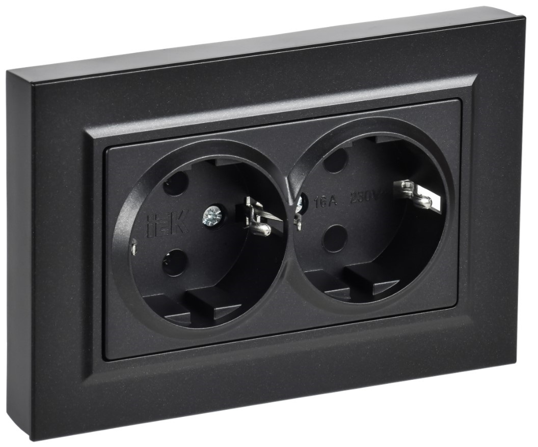 

Розетка двухместная с заземлением IEK BR-R27-16-K02-F BRITE без защитных шторок плоская 16А в сборе РСПл12-3-БрЧ черный, BR-R27-16-K02-F