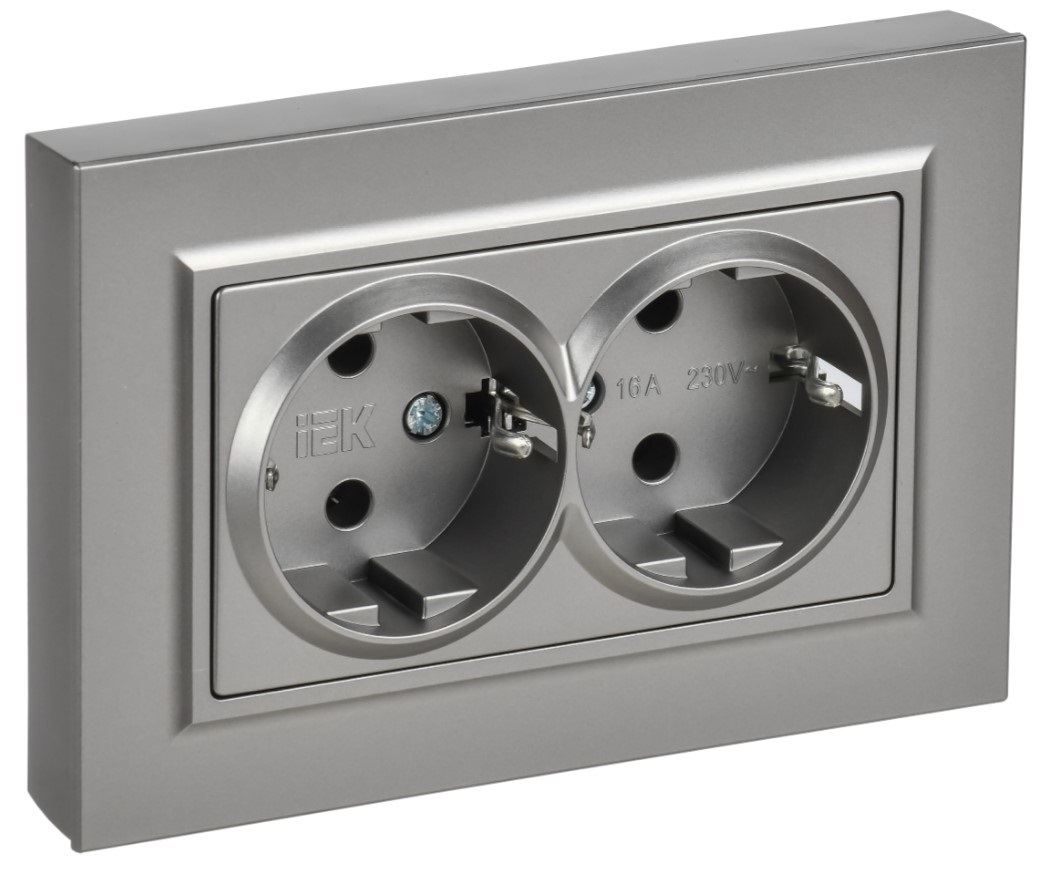 

Розетка двухместная с заземлением IEK BR-R27-16-K46-F BRITE без защитных шторок плоская 16А в сборе РСПл12-3-БрС сталь, BR-R27-16-K46-F