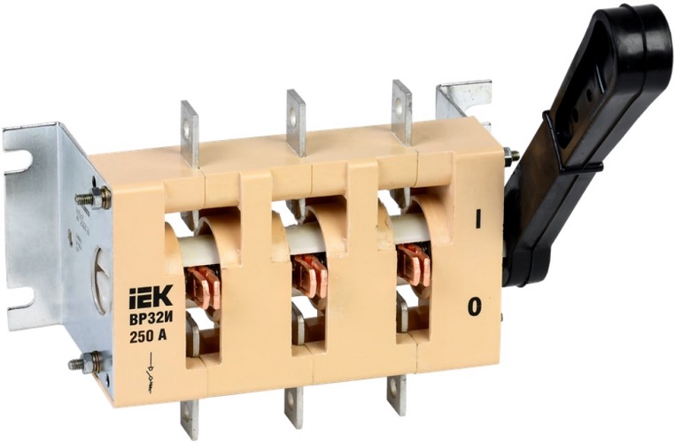 

Выключатель-разъединитель на 1 направление IEK SRK01-100-250 ВР32И-35А30220 250А, SRK01-100-250