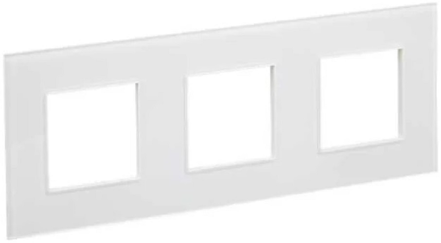 

Рамка тройная IEK SK-M32-G-K01 SKANDY SK-F23W Стекло арктический белый, SK-M32-G-K01