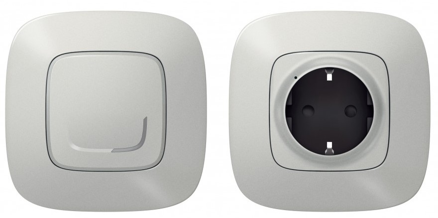 

Набор Legrand 752754 Allure with NETATMO, для управления бытовыми электроприборами. Умная розетка 2К+З 16А 230В + умный беспроводной 1-клавишный выкл, 752754