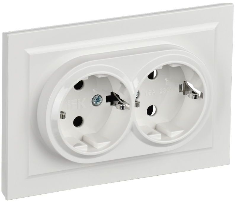 

Розетка IEK BR-R24-16-K01-F 2-м СП BRITE РСш12-3-БрБ 16А в сборе с заземл. защ. шторки белая, BR-R24-16-K01-F