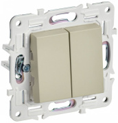 фото Переключатель двухклавишный IEK SK-V23-0-10-K10