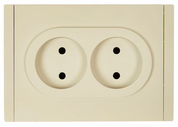 

Розетка двухместная без заземления IEK FP-R23-10-1-K10 FORTE&PIANO с защитными шторками б/к 10А FP425 ваниль, FP-R23-10-1-K10