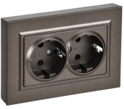 фото Розетка двухместная с заземлением  IEK BR-R28-16-K45-F