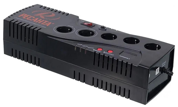 Изображение товара Цифровой стабилизатор напряжения Ресанта 63/6/34 с ЖК дисплеем и 5 розетками