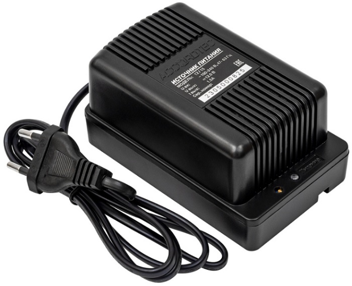 

Источник питания AccordTec AT-12/15 стабилизированный 12,6 В, AT-12/15