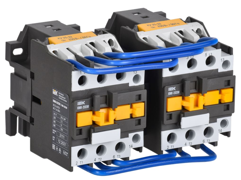 

Контактор IEK KKM23-032-230-20-1 КМИ-23230 реверс 32А 230В/АС3 2NO, KKM23-032-230-20-1
