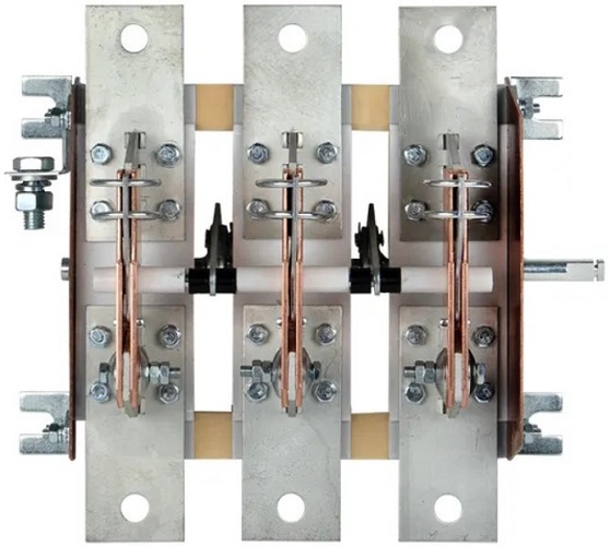 

Разъединитель EKF re19-3931140 РЕ19-39-31140 630А, re19-3931140