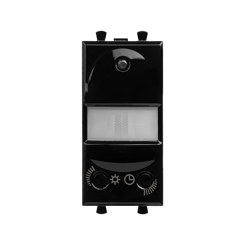 

Датчик движения DKC 4402141 модульный, "Черный квадрат", 1 модуль, "Avanti", 4402141