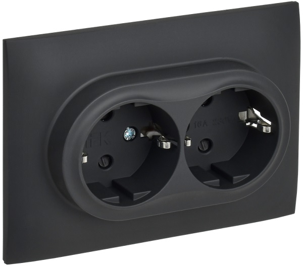 

Розетка двухместная с заземлением в сборе IEK SK-R24-16-K53-F SKANDY с защитными шторками 16А SK-R07G Графит, SK-R24-16-K53-F