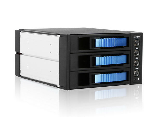 

Корзина Procase A3-203-SATA3-BL 3 SATA3/SAS 6Gb hotswap aluminium mobie rack module (2x5,25) 1xFAN 80x15mm, A3-203-SATA3-BL