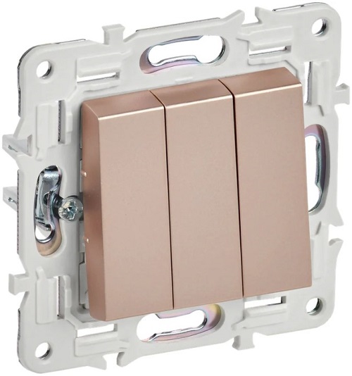 

Выключатель трехклавишный IEK SK-V30-0-10-K98 SKANDY 10А SK-V11Sa песочный, SK-V30-0-10-K98