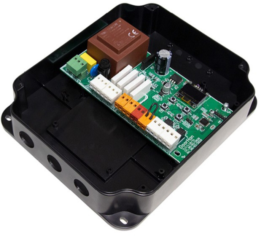 Изображение товара Блок управления DoorHan CB-TLC для светофоров 2-4 световых сигналов