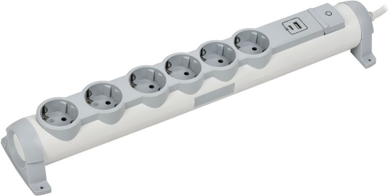 

Удлинитель IEK COMFORT У06К 3м 3х1,5мм2 16А USB A+C 20Вт бел., COMFORT У06К