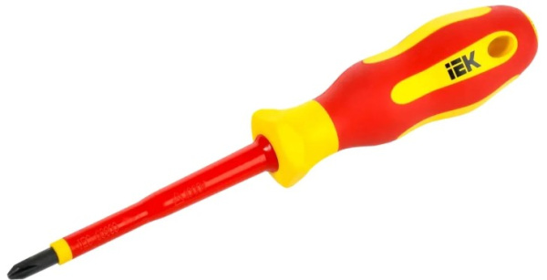 Изображение товара Отвертка IEK A2L5-SC30-T2-PH-20-100 с магнитным наконечником и диэлектрическим покрытием