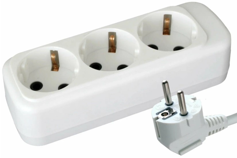 

Сетевой фильтр VOLSTEN УХз10-103 SR 3x5-Z 3 розетки, 5м, 10А, 2200 Вт, белый, УХз10-103