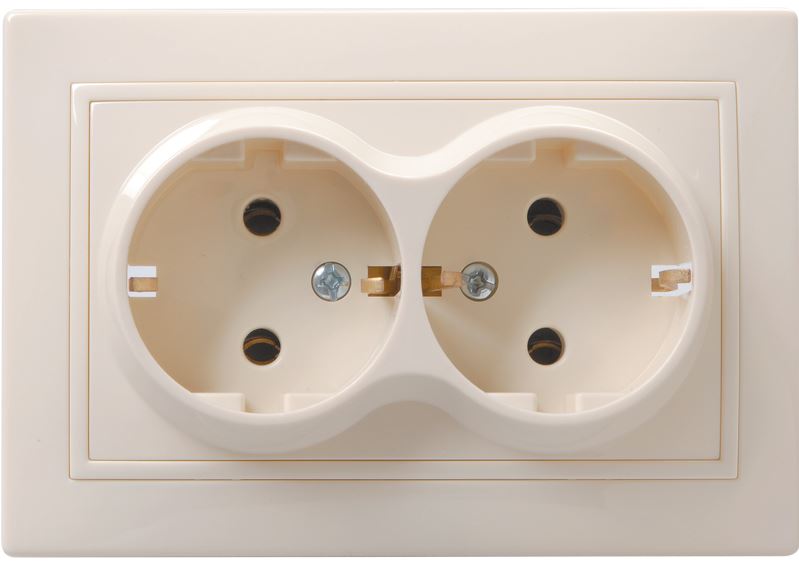 

Розетка двухместная с заземлением IEK ERK21-K33-16-K KVARTA без защитных шторок 16А кер РС12-3-Км кр., ERK21-K33-16-K