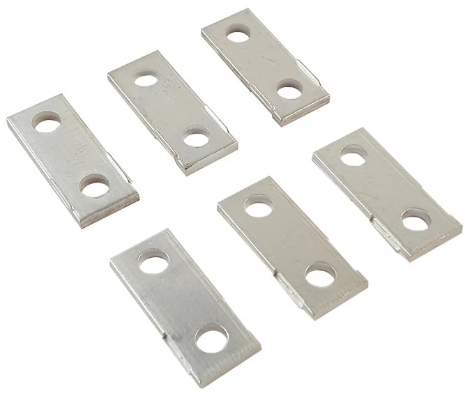 

Комплект EKF mccb99m-100-ocp-k2 пластин соединительных для ВА-99М 100 (6 шт), mccb99m-100-ocp-k2