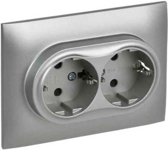 

Розетка двухместная с заземлением в сборе IEK SK-R24-16-K23-F SKANDY с защитными шторками 16А SK-R07S серебряная, SK-R24-16-K23-F