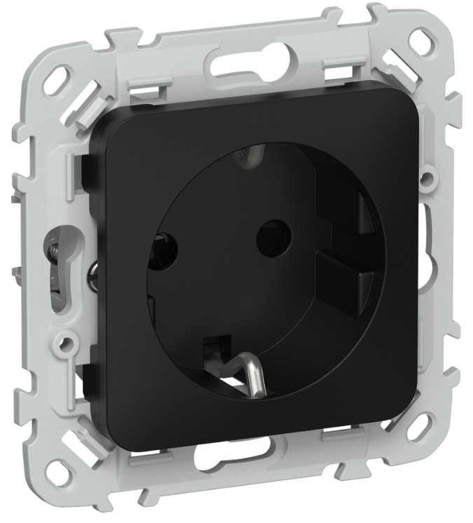 

Розетка с заземлением IEK FI-R14-16-K02 FLITE с защитными шторками 16А РСш11-0-ФлЧ черный, FI-R14-16-K02