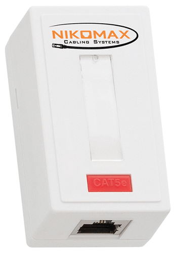 

Компьютерная розетка настенная NikoMax NMC-WO1SD2-WT 1 порт, Кат.5e, RJ45/8P8C, 110/KRONE, T568A/B, на печатной плате, экранированная, белая, NMC-WO1SD2-WT
