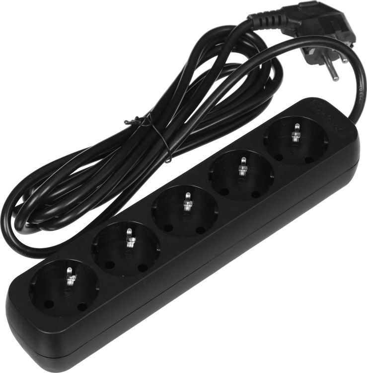 

Удлинитель Defender M530 99330 с заземлением, 3.0 м, 5 розеток, черный, M530