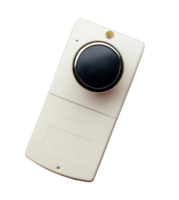 Замок IronLogic Z-795 (серебро) электронный для шкафчиков в раздевалки, считыватель со встроенным контроллером с питанием от 4 батареек размера АА