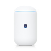 фото Маршрутизатор Ubiquiti UDR7