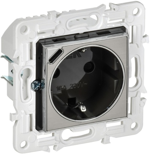 

Розетка с заземлением IEK SK-R14-16-U14-018-K50 SKANDY с защитными шторками 16А с USB C 18Вт SK-R17N металл никель, SK-R14-16-U14-018-K50