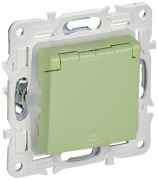 фото Розетка с заземлением IEK SK-R16-16-44-K06