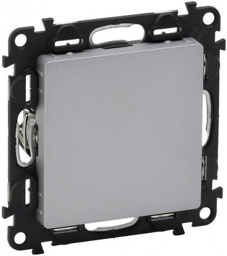 фото Заглушка  Legrand 755182 в Омске