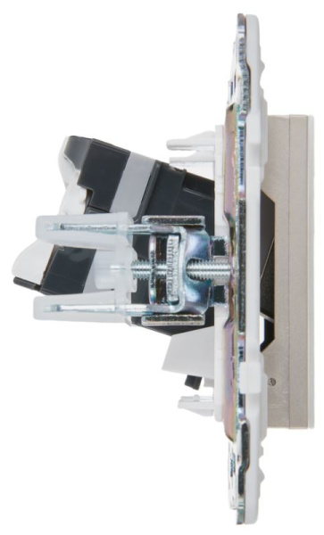 фото Розетка компьютерная  IEK SK-K10-1-K37 в Уфе