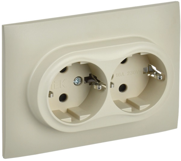 

Розетка двухместная с заземлением в сборе IEK SK-R24-16-K10-F SKANDY с защитными шторками 16А SK-R07B бежевая, SK-R24-16-K10-F