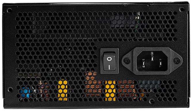

Блок питания ATX Chieftec GPX-650FC 650W, 80 PLUS GOLD, Active PFC, 120mm fan, full cable management, GPX-650FC