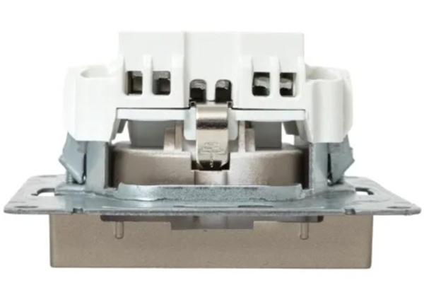 фото Розетка с заземлением  EKF UP1-SOC-111 в Воронеже