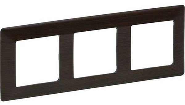 Изображение товара Рамка Legrand 754173 серии Valena Life для трех механизмов