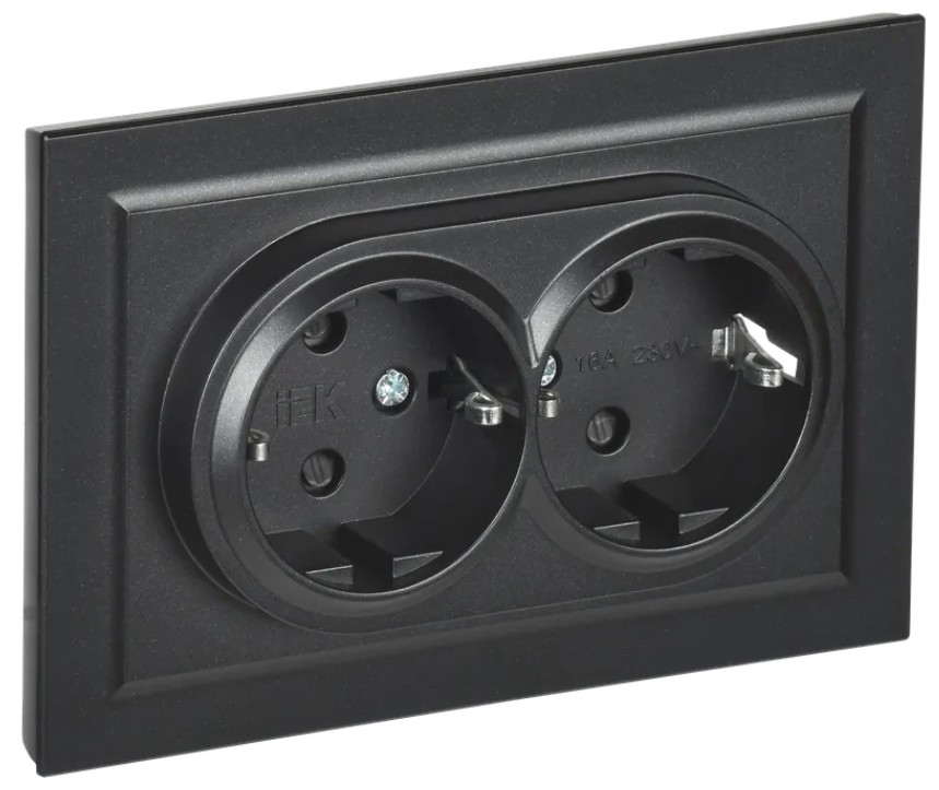 

Розетка IEK BR-R24-16-K02-F 2-м СП BRITE РСш12-3-БрЧ 16А в сборе с заземл. защ. шторки черная, BR-R24-16-K02-F