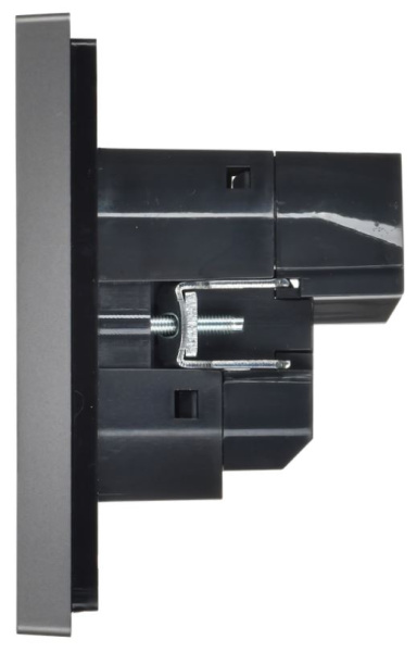 фото Розетка с заземлением с 2 USB  IEK FP-R14-16-U22-018-K46 в Казани